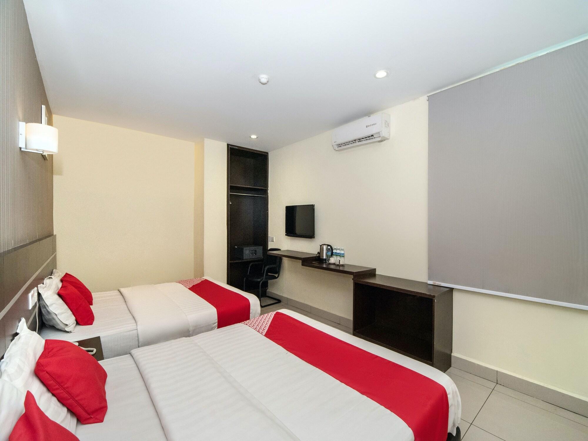 Stay Inn Kota Kinabalu Exterior photo
