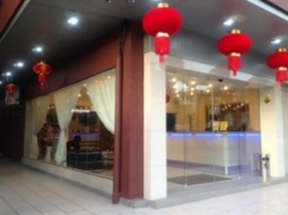 Stay Inn Kota Kinabalu Exterior photo
